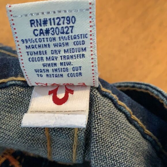EXCELLENT CONDITION WOMEN’S SIZE 28 TRUE RELIGION CROPPED JEANS - Picture 7 of 7
